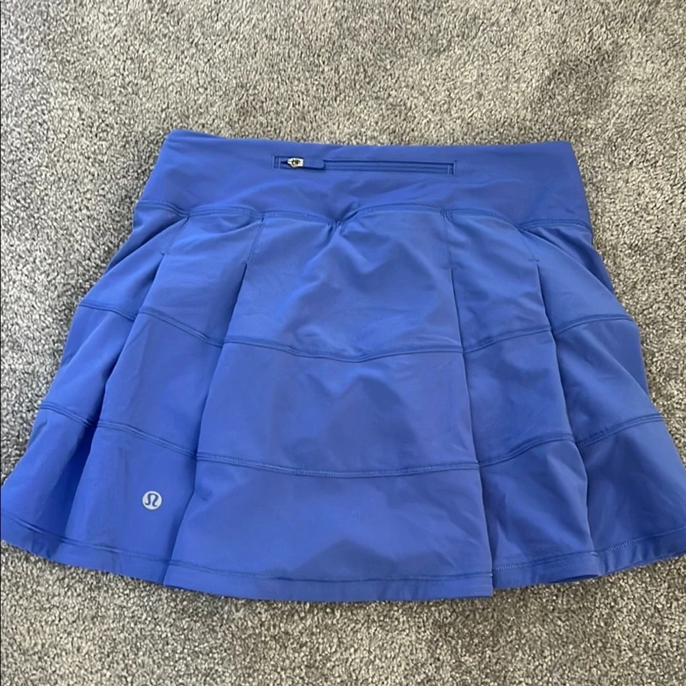 Lululemon Athletica Pace Rival Mid-Rise Skirt - Size 2 - In Wild Indigo - Picture 3 of 6